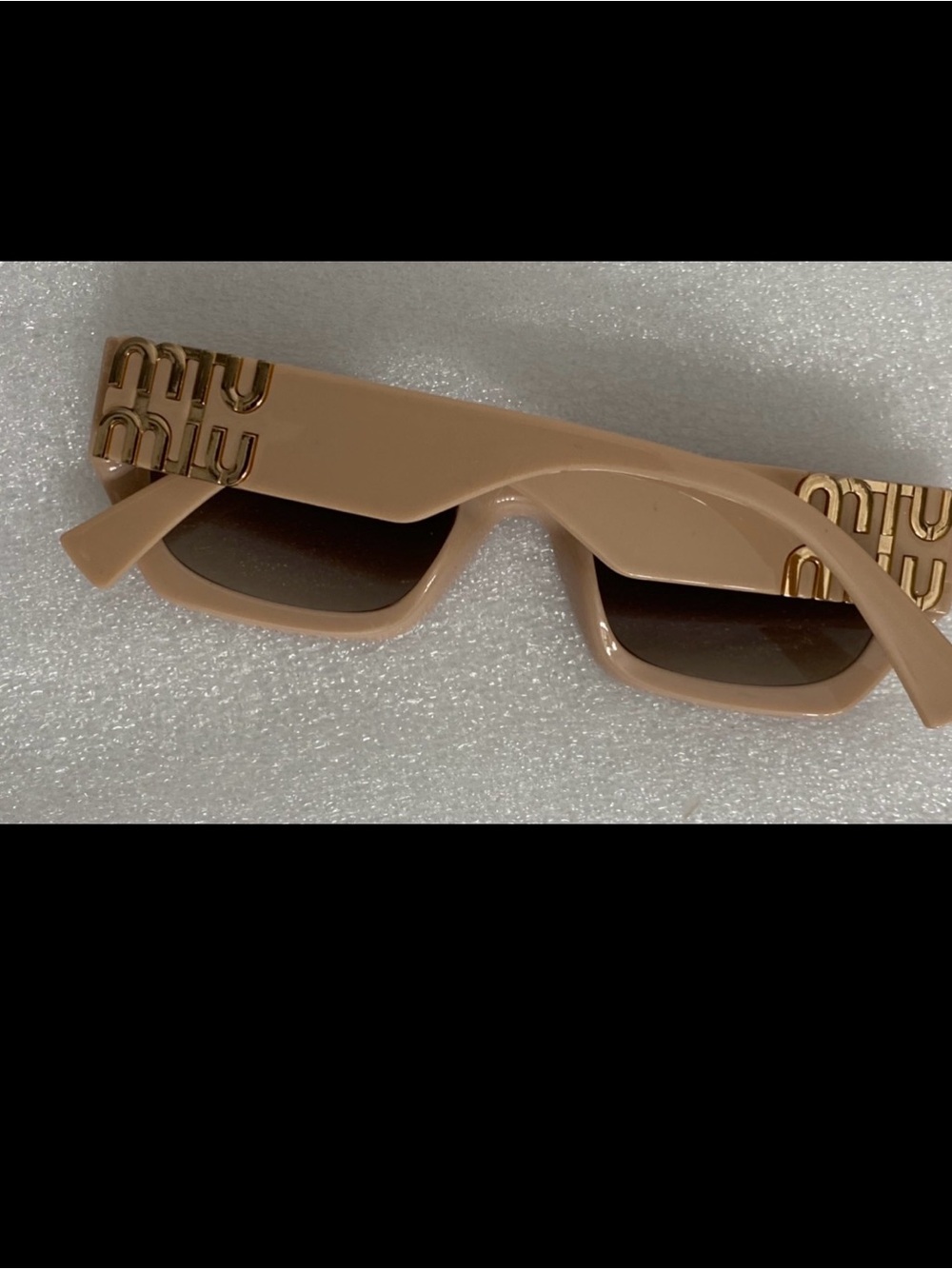 Miu Miu LH089 53 20-135 Sunglasses. Made in Italy. Brand new without Box